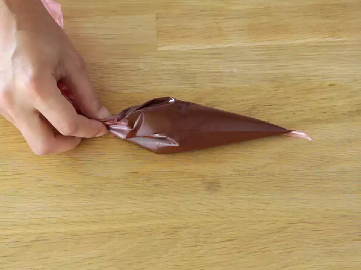 Steg 2: Överför till en spritspåse eller en fryspåse.