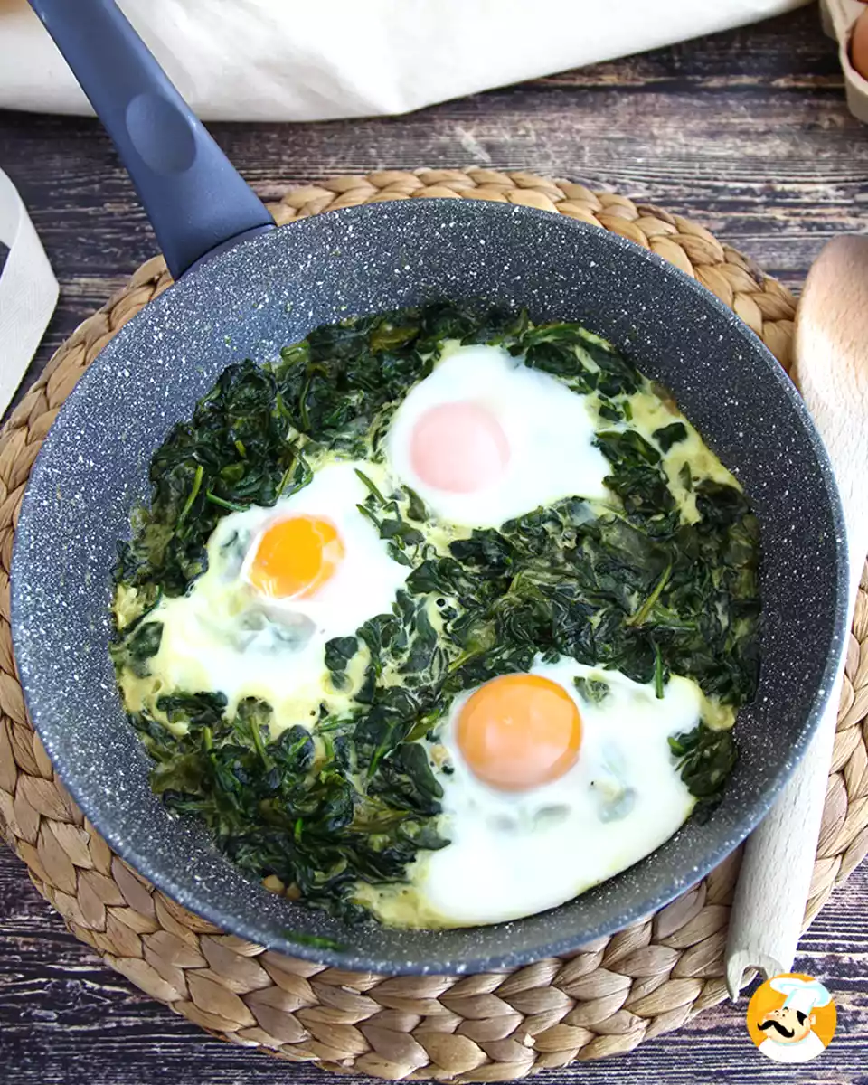 Krämig spenat med ägg