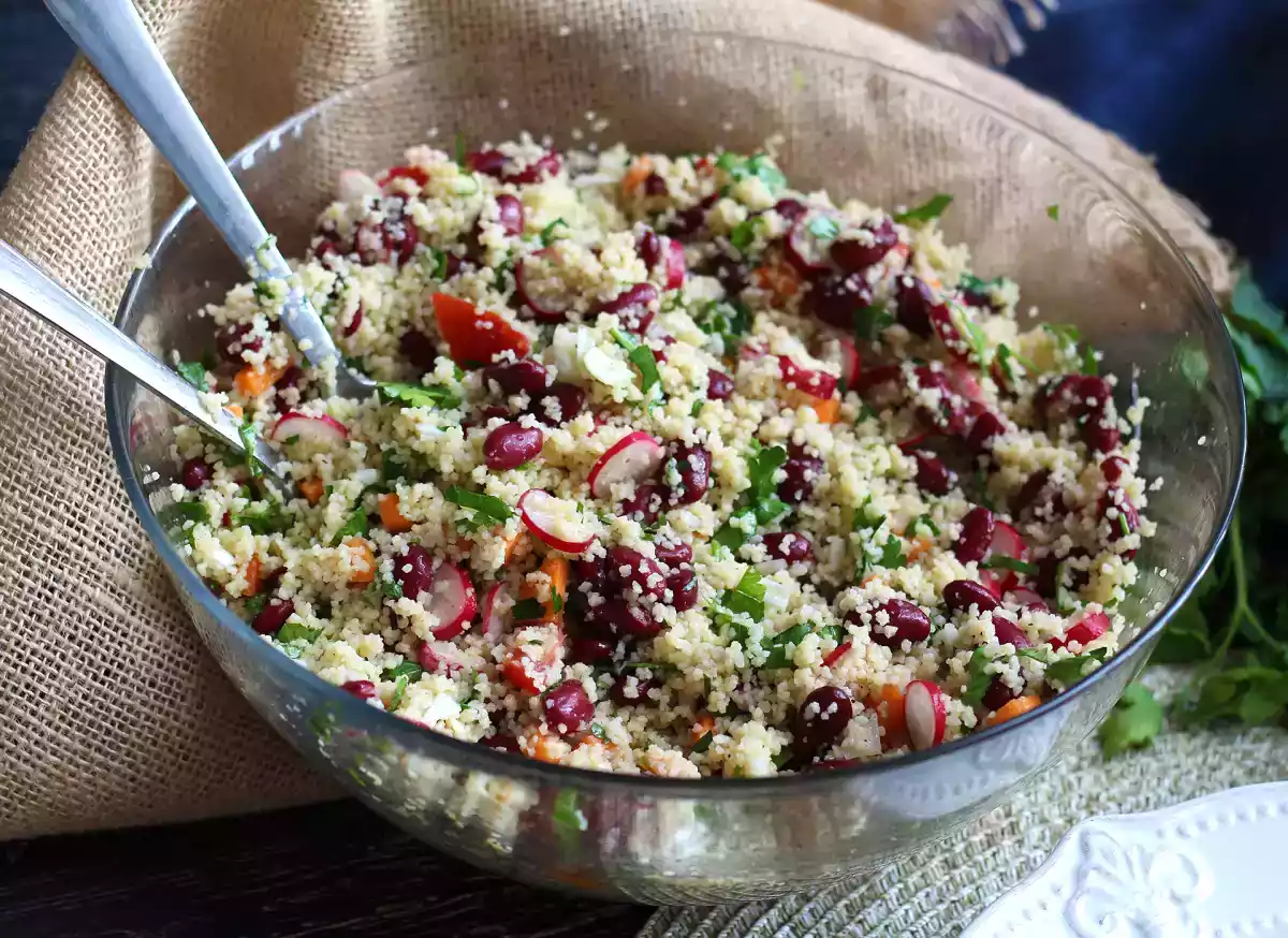 7. Fräsch och färgglad couscoussallad