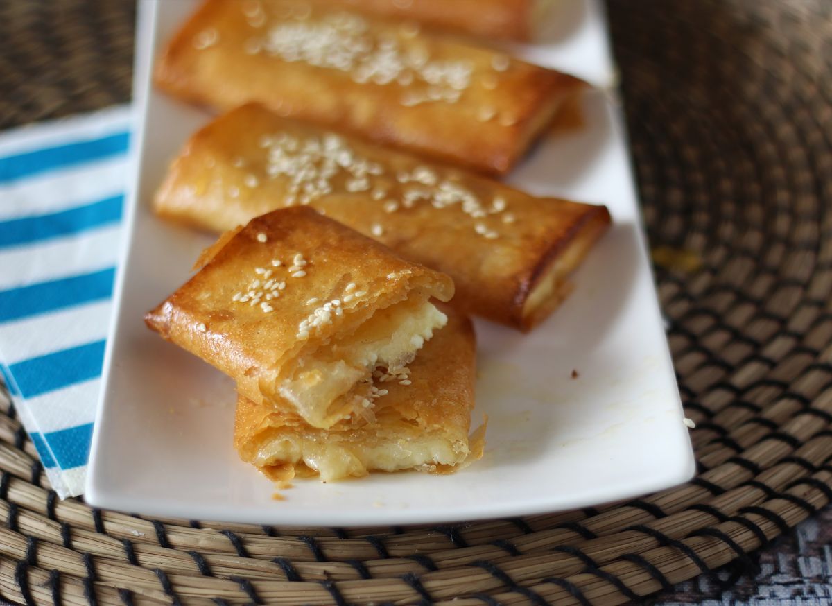 8. Bakad feta saganaki: den grekiska touchen som gör sig själv
