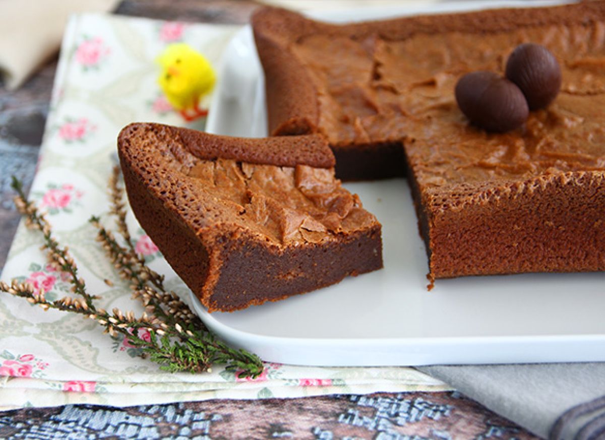 1. Brownie med choklad från påskägg
