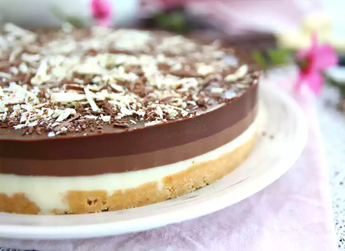 2. Tre chokladkakor: den perfekta desserten för att göra sig av med alla påskägg