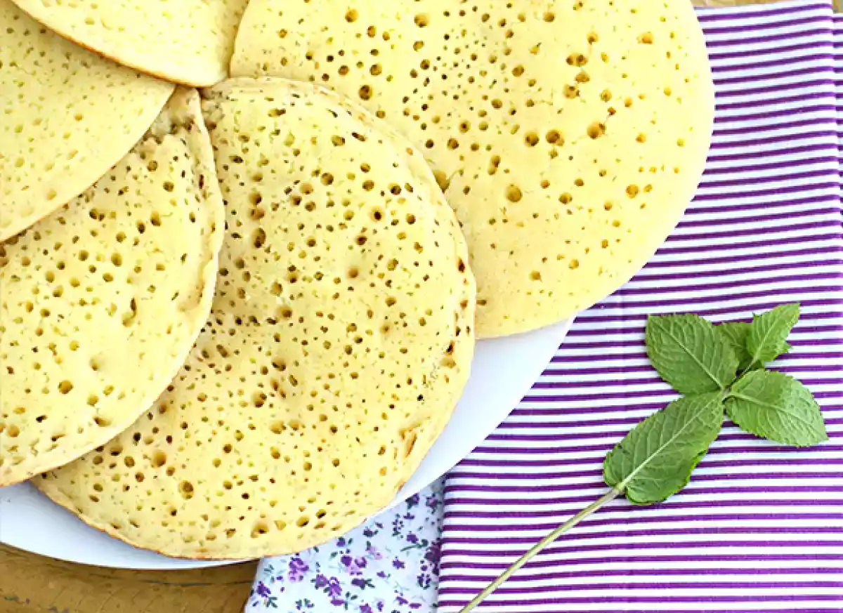 Baghrir - marockanska crepes med tusen hål