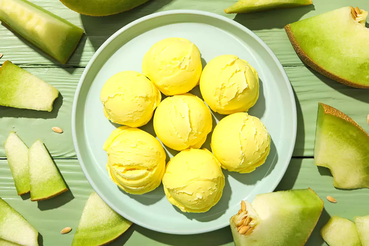 Detta frysta melondessert med tre ingredienser kommer att revolutionera dina varma dagar