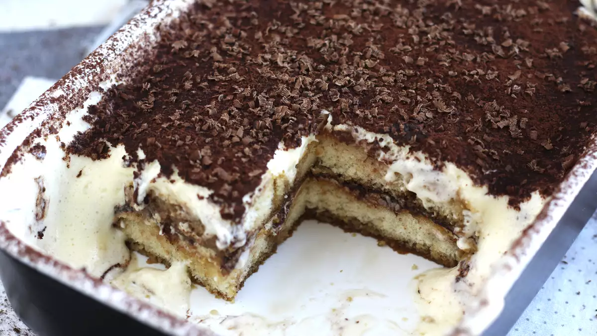 Italien söker 100 frivilliga domare till Tiramisu World Cup.