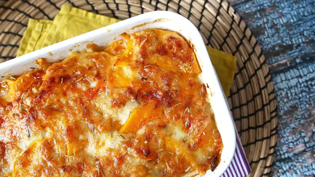Hur man förbereder en perfekt vegetarisk pumpa parmigiana (även om du är nybörjare i köket)