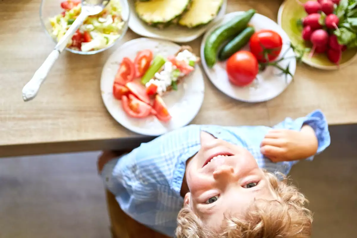 Hur får man barn att äta grönsaker? Här är en nutritionists tips