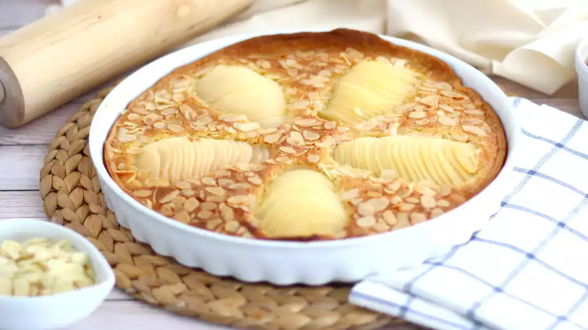 Från kompott till sockerkaka, 9 recept med päronsmak att njuta av under hösten