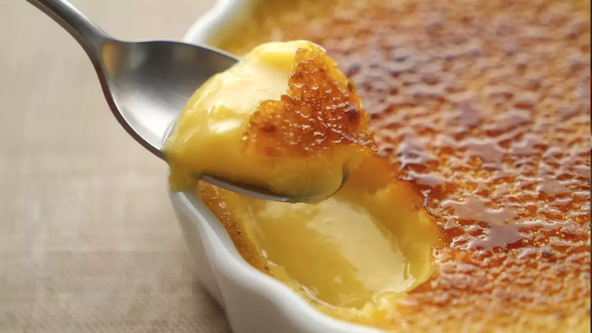 13 recept med äggulor för att använda dem på ett smart sätt och förvandla dem till oemotståndliga desserter