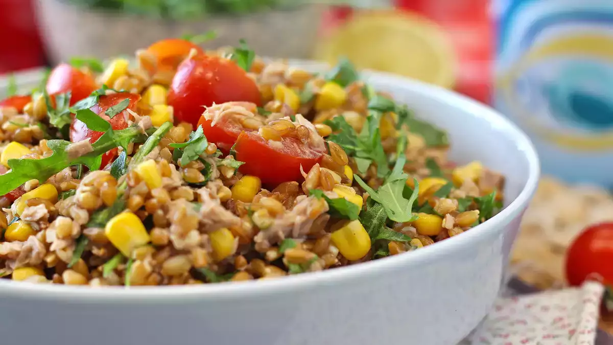 9 smarta idéer för att tömma kylskåpet (utan att se ut som slut på rester -diskar)