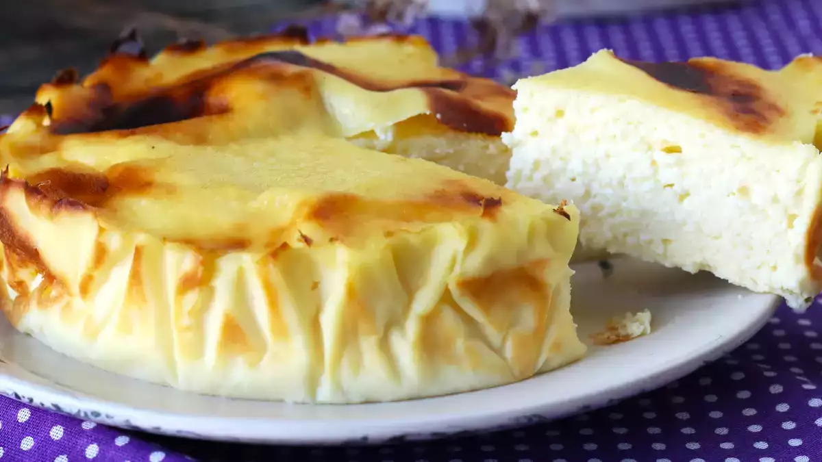 Hälsosam cheesecake i en fritös. Det söta begäret att njuta av utan krångel.