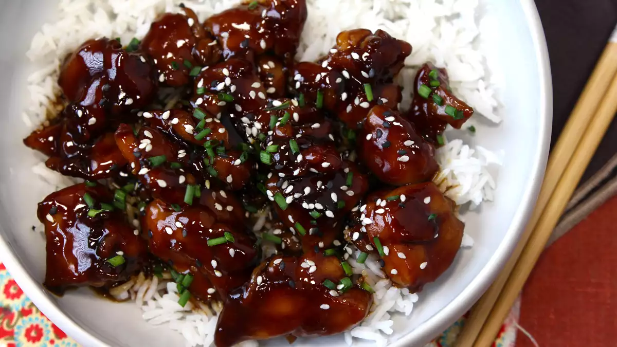 Om du bara använder sojasås till yakisoba kommer dessa 33 recept att få dig att tänka om (och ändra din veckomeny).