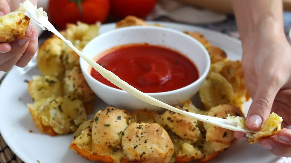 Pizzans smak på överraskande sätt: 12 recept som förvandlar vardagsklassikerna