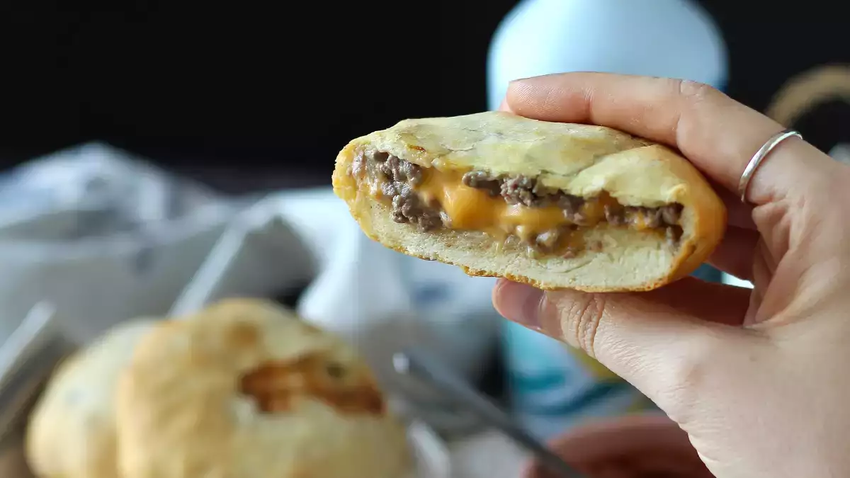 Dessa 10 recept med smält ost driver alla till vansinne (och du kommer snart att förstå varför)