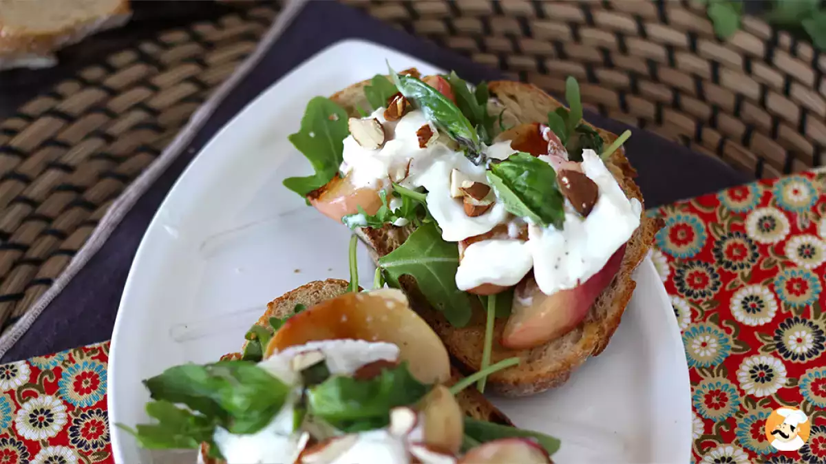 Letar du efter idéer till brunchmackor, bagels och toast? Här är 14 recept som kan inspirera dig!