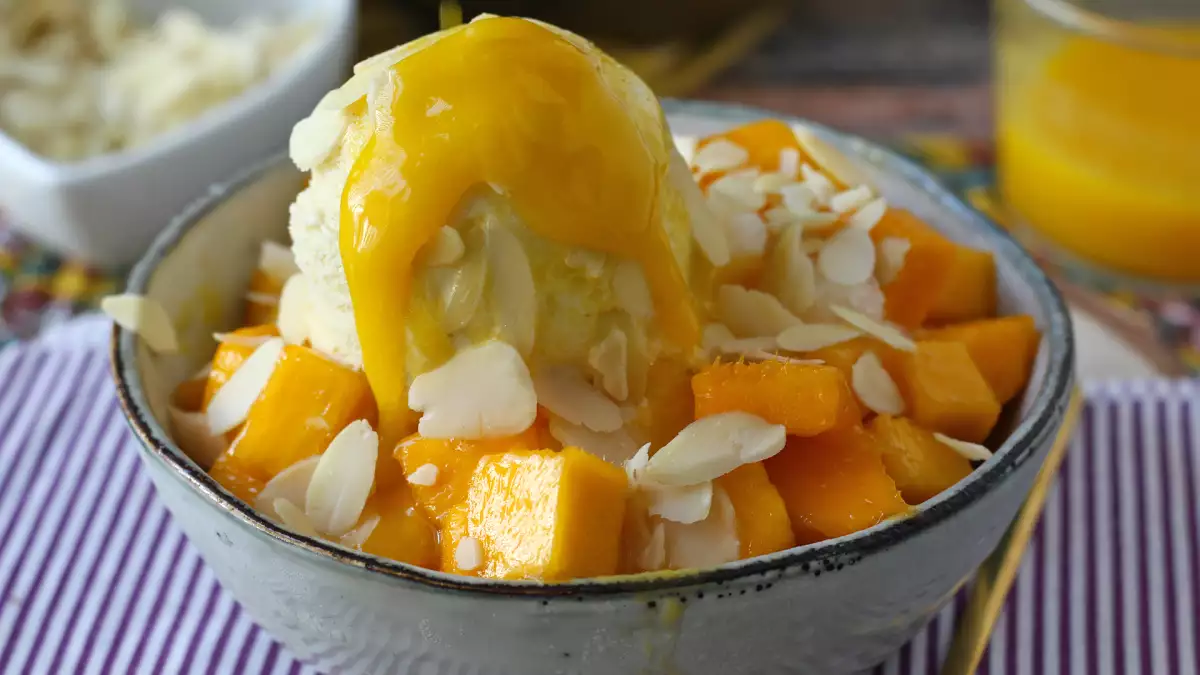 12 exotiska desserter som övertygar redan vid första smakprovet med kokos, mango, ananas och passionsfrukt