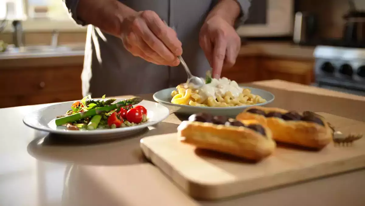 Dagens meny, 12 maj: en färgglad förrätt, tröstande huvudrätt och läcker dessert