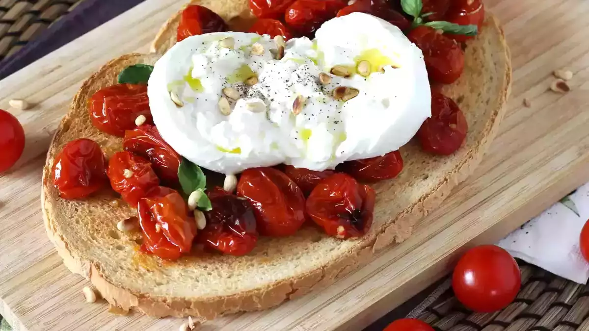 Mozzarella, burrata och stracciatella: de viktigaste skillnaderna och enkla tips för att lyfta dina recept