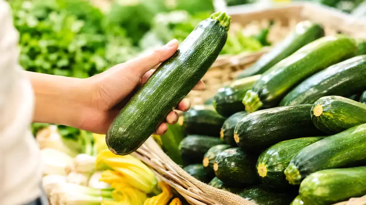 Så här väljer du de perfekta zucchinierna varje gång: de små praktiska detaljerna som nästan alla förbiser