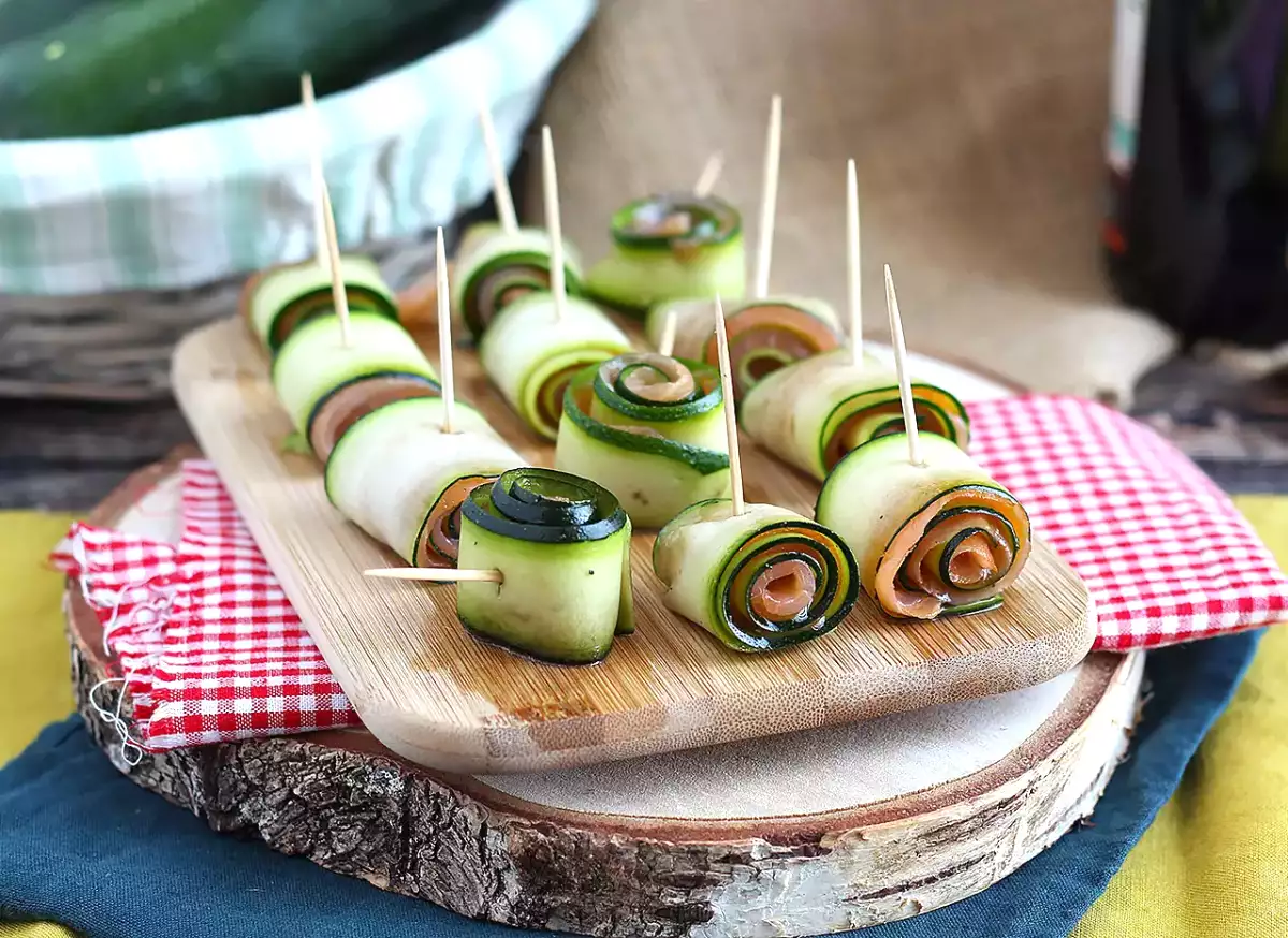 Har du för många zucchini? Det här rullade receptet äts kallt och är ett riktigt trevligt avbrott från gratängen