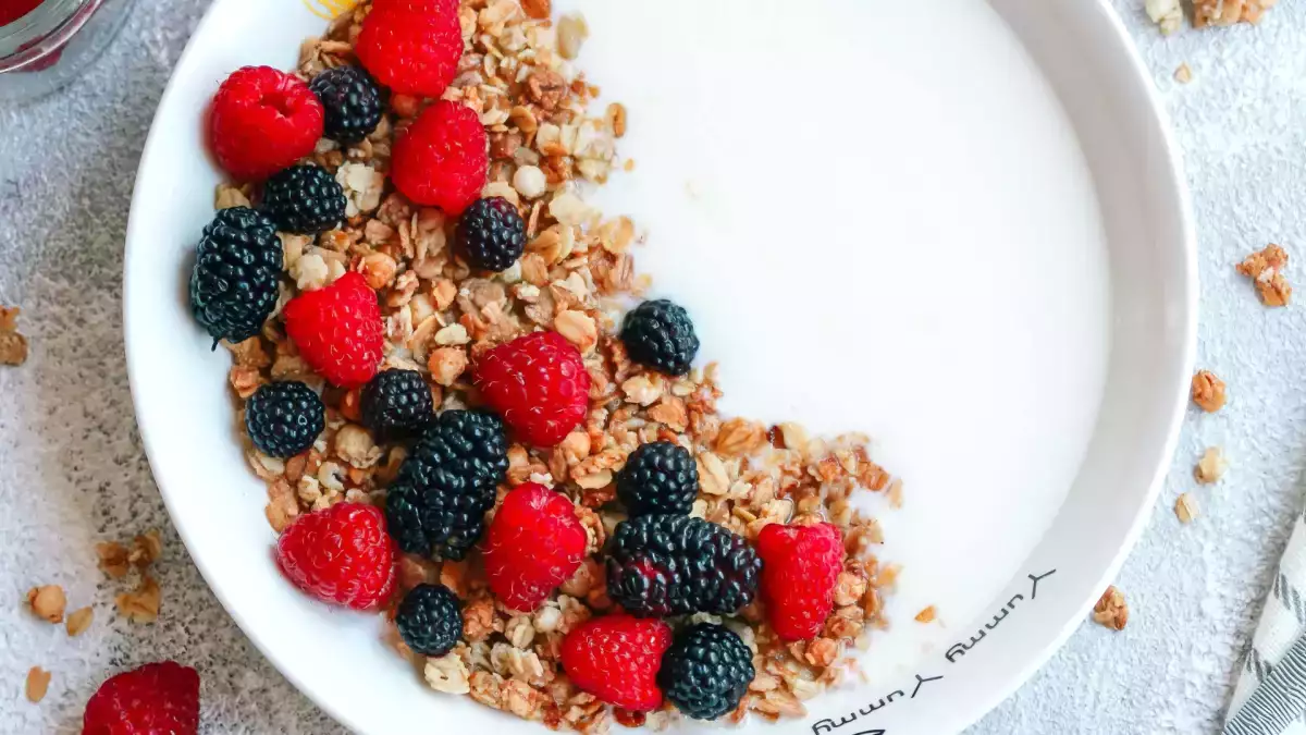 Grekisk yoghurt eller kvarg: vilket ska man välja när man är noga med vad man äter?