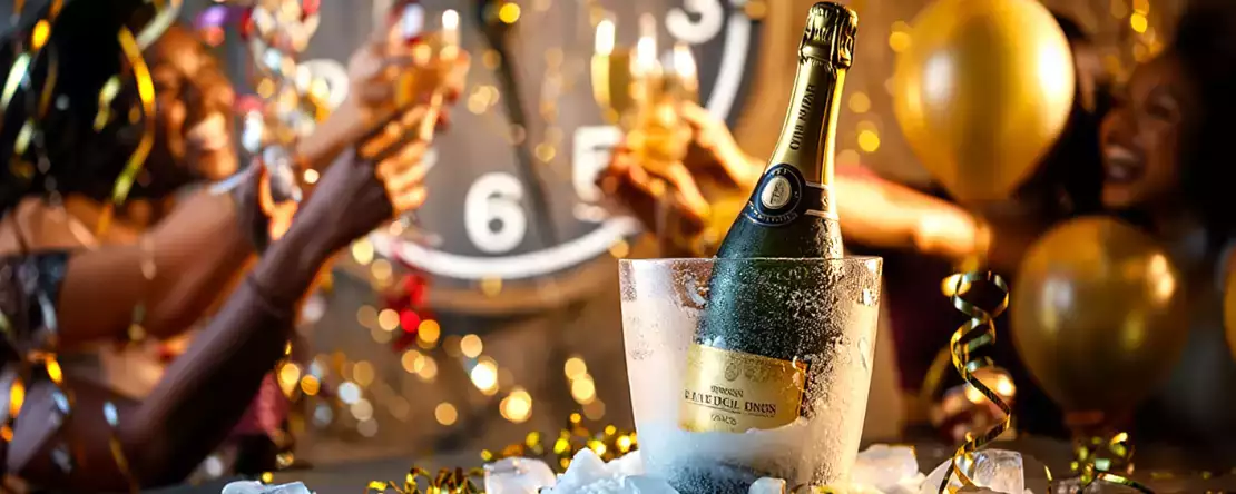 Att kyla mousserande vin på 15 minuter verkar omöjligt tills du provar detta sista minuten-trick och räddar nyårsafton