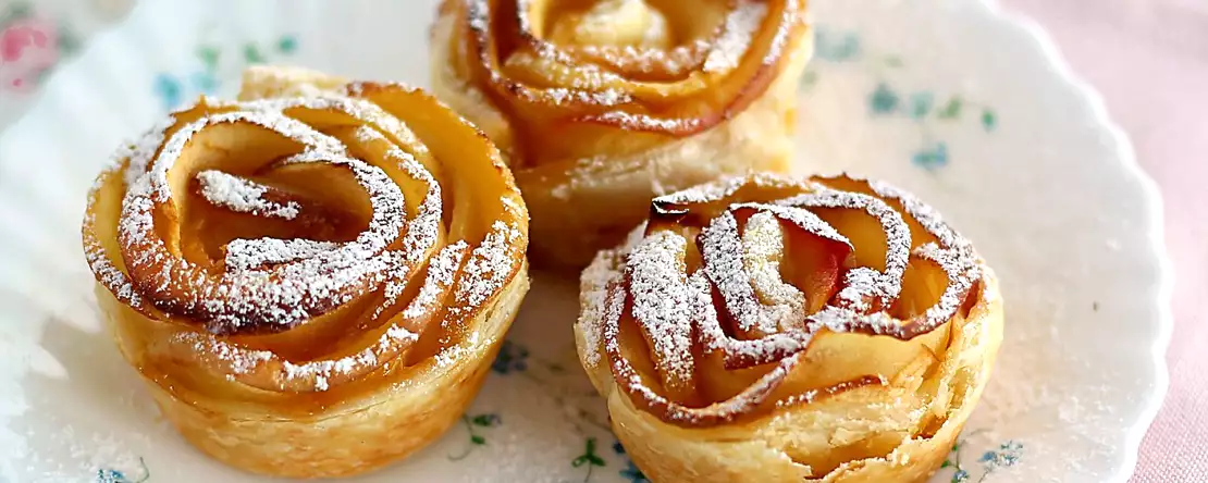 Rosor av äpple och smördeg: Alla hjärtans dag-desserten som ser ut som bageriets bakverk.