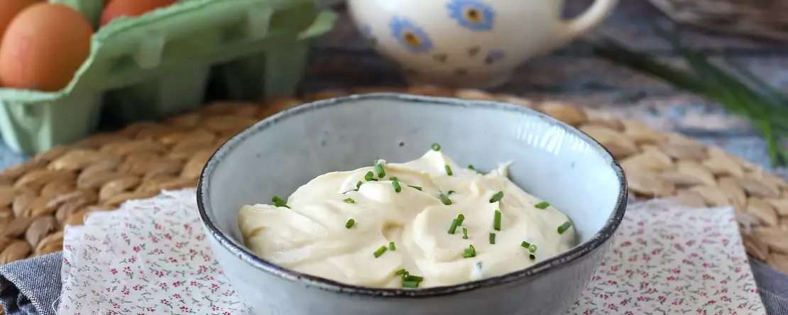 Här är det berömda receptet på majonnäs med hårdkokt ägg som tar sociala nätverk med storm!