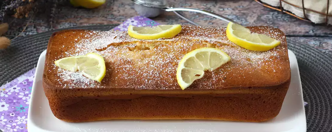 Helt enkelt oemotståndlig! Krämig, fluffig citronkaka direkt från mixern