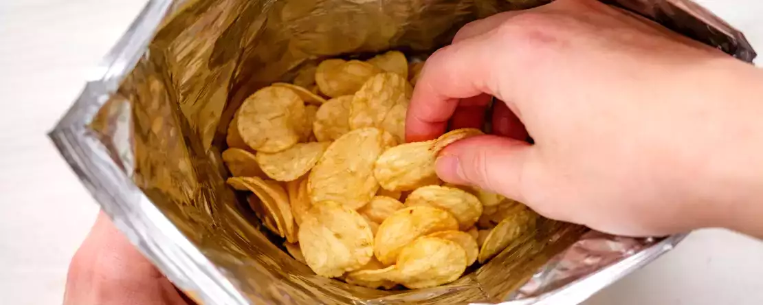 Varför är det så mycket luft i chipspåsarna? Blir vi lurade?