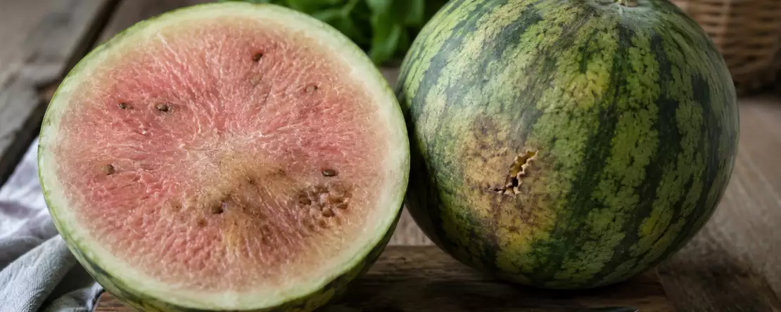 Hur känner man igen en vattenmelon som inte är bra? Våra bästa tips!