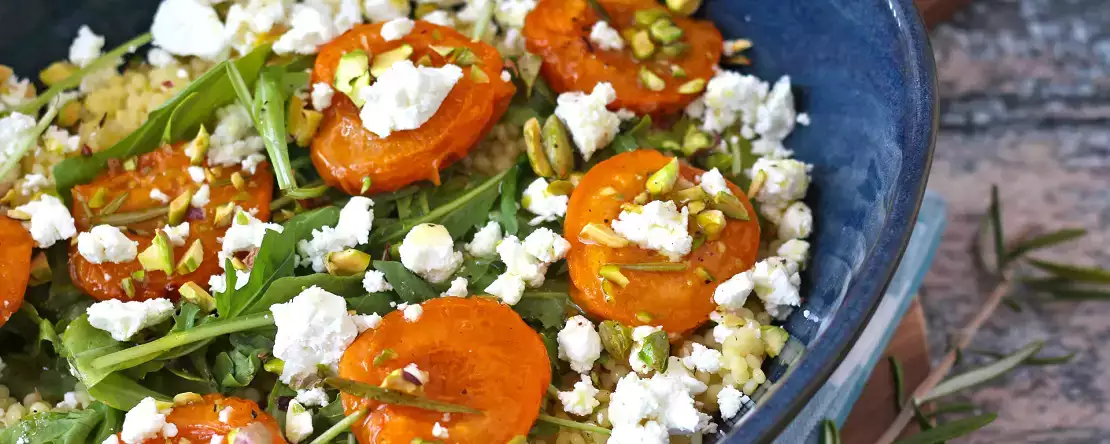 4 salta recept med färska aprikoser som du bör prova innan säsongen är över