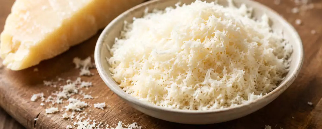 Så här väljer du riven parmesan: de tre uppgifterna du ska kontrollera på förpackningen