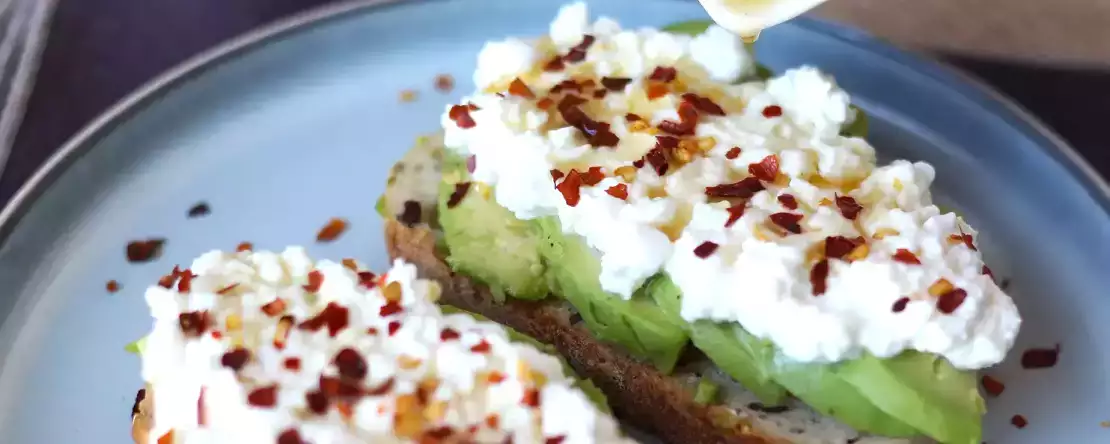 Cottage cheese-boomen håller i sig – därför syns den i allt från wraps till pannkakor