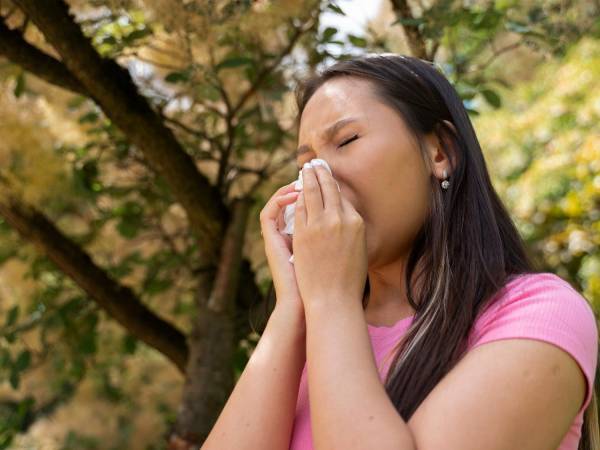 Våren rimmar med pollen: vilka livsmedel hjälper dig att nysa mindre?