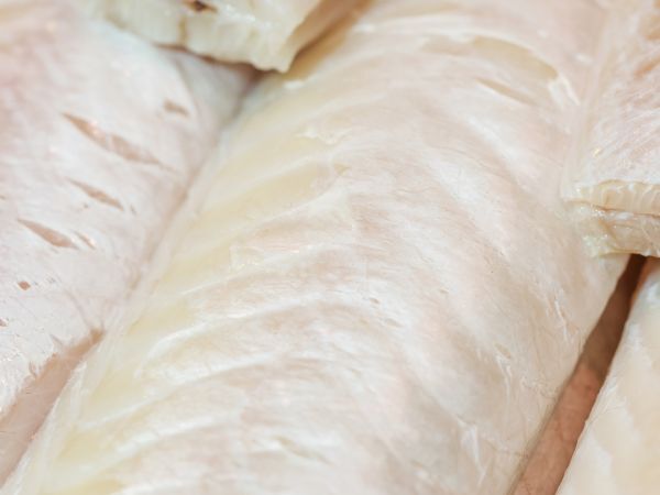 Hur man avsaltar torsk. Tålamod, kallt vatten och kunskap. Så här skulle en kock göra det