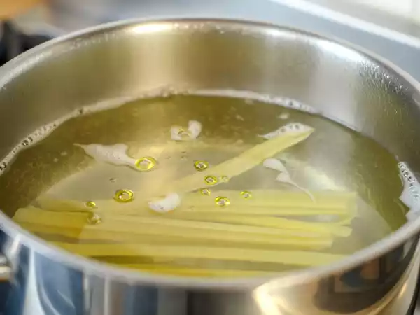 Varför du inte ska lägga olja i pastavattnet