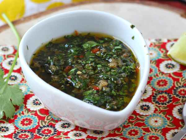 Gör inte dessa 9 (mycket) vanliga misstag när du gör chimichurrisås