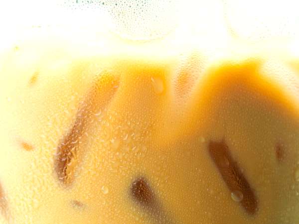 Från latte till iskaffe-matcha, vad den växande iskaffe-trenden avslöjar