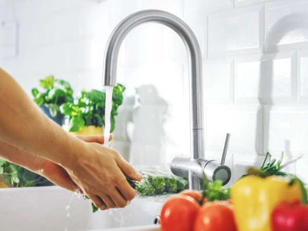 Detta vanliga misstag när du tvättar dina grönsaker kan skada deras kvalitet