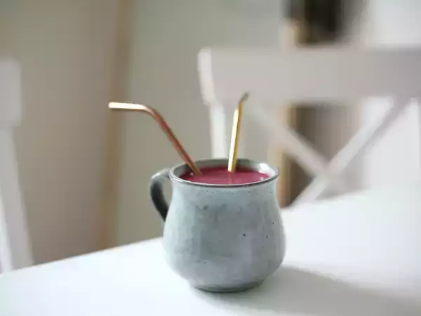 Har du svårt att somna på kvällen? Ett glas av denna fruktjuice kommer att lösa dina sömnproblem!