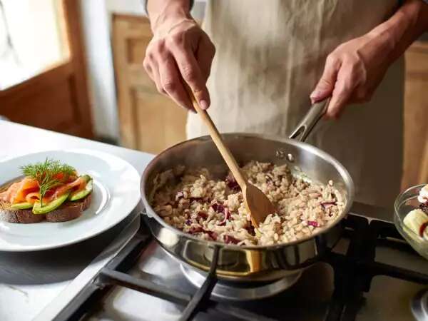 Dagens meny, 26 april: en smakfull resa med lax, risotto och banana split