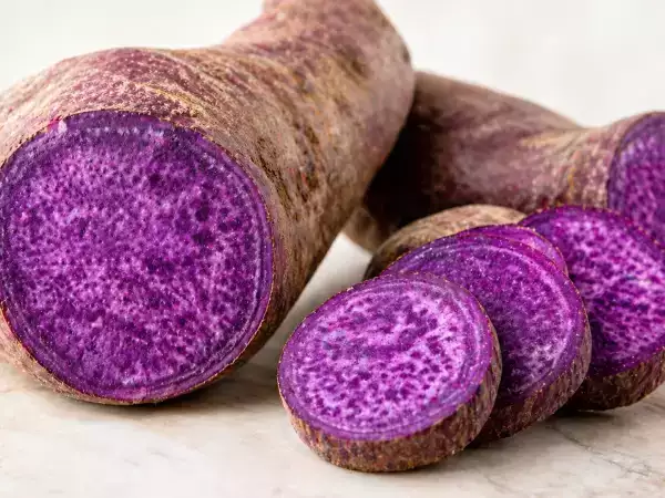 Vad är ube, hur används det och varför pratar alla om den här lila ingrediensen?