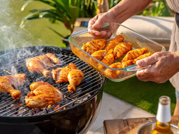 Dessa 6 marinader gör kycklingen så saftig att den blir grillkvällens höjdpunkt