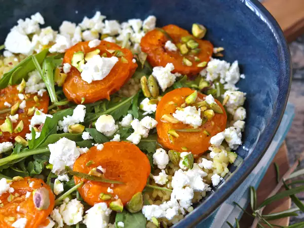 4 salta recept med färska aprikoser som du bör prova innan säsongen är över