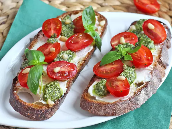 8 enkla och oemotståndliga bruschettor som passar till alla tillfällen