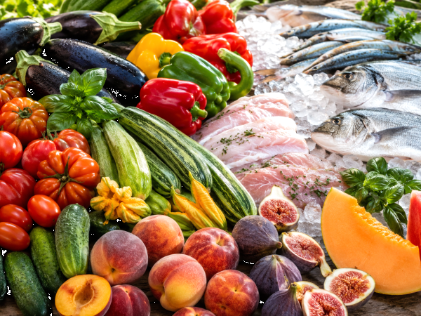 Smarta inköp i augusti: vad ska man välja just nu bland säsongens frukt, grönsaker och fisk?