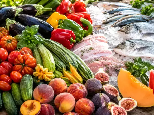 Smarta inköp i augusti: vad ska man välja just nu bland säsongens frukt, grönsaker och fisk?