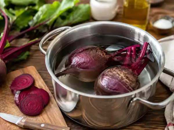 Hur tillagar man rödbetor? Tillagningstider för 5 olika metoder