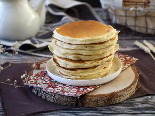 Provsmakar du pannkakssmeten innan du steker pannkakorna? Här är risken som du kanske inte kände till